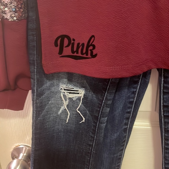 Pink small long sleeved maroon black silver sequins shein - Picture 3 of 9